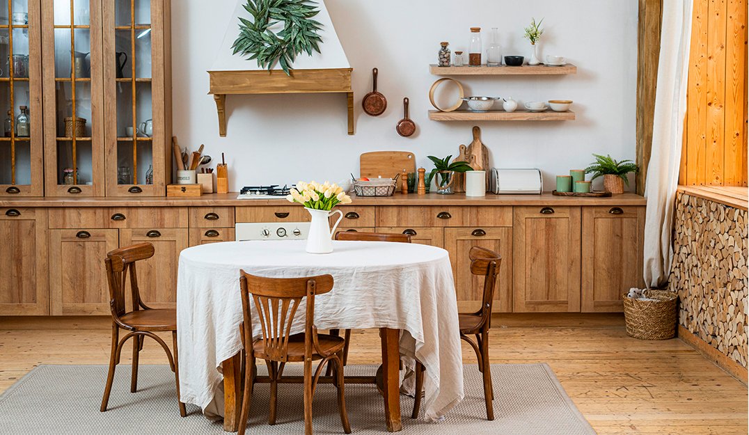 Custom Furniture & Fixtures